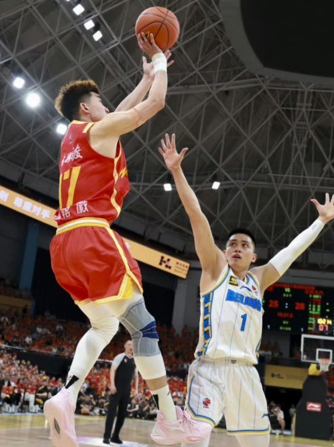 九游-广厦男篮赛后调整名单；志在NBA总决赛名次提升；悬念犹存；更衣室氛围转暖的简单介绍