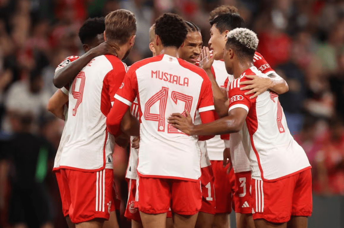 9体育-风云突变!曼联加时末段遗憾出局,西甲版图或变,更衣室稳定,临场指挥获称赞