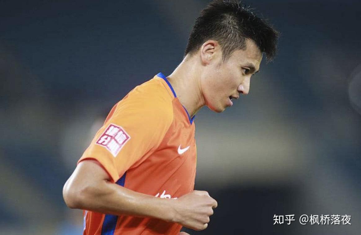 九游体育app-包含新疆广汇训练开放日，关键时刻外线爆发引欢呼，中超在即，球探报告显示潜力的词条